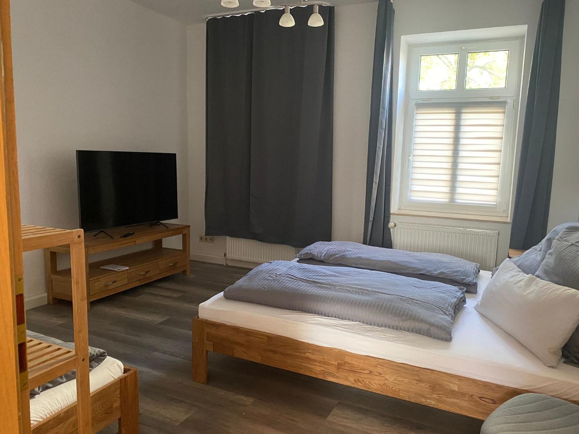 Maxi 3 Personen, Zentrale Lage, Ruhige Nebenstrasse Appartement *