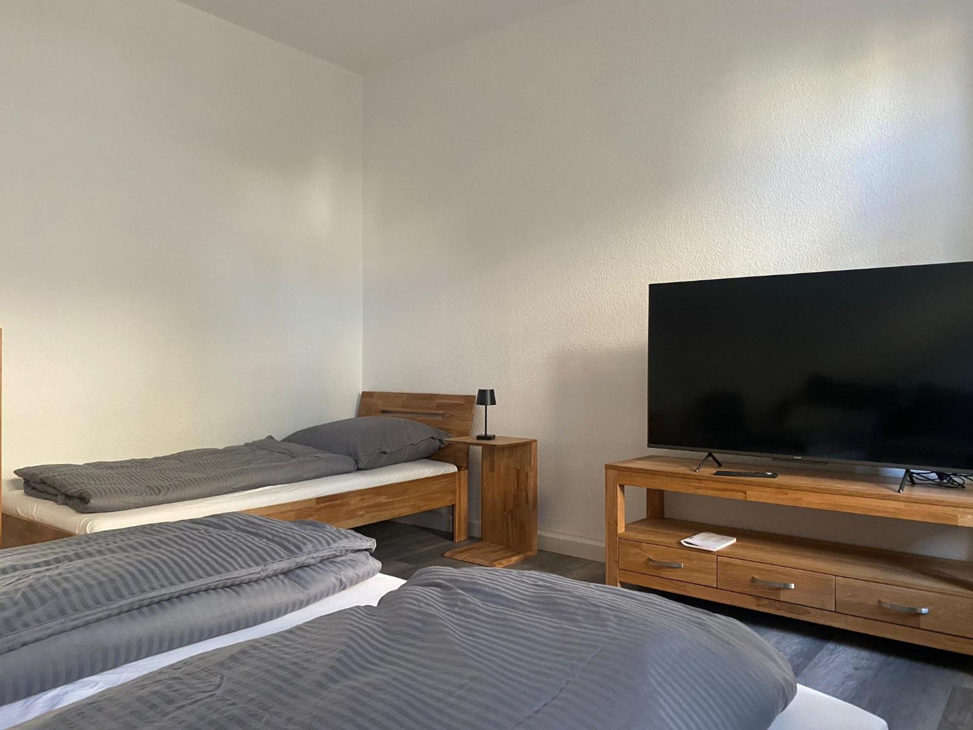 Appartement Maxi 3 Personen, Zentrale Lage, Ruhige Nebenstrasse *